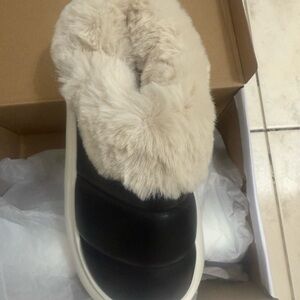 Hopkins Black and Cream Fur-Lined Slippers